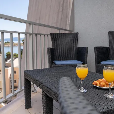 Beachfront Mlinarevic Apartment